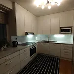 Penthouse Near The West Harbor 아파트 헬싱키