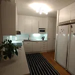 Penthouse Near The West Harbor 아파트